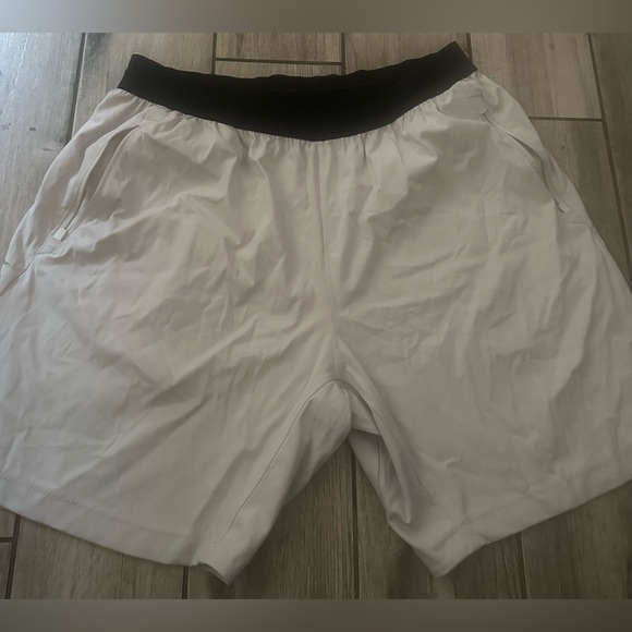 adidas Other - Men’s used adidas heat rdy shorts white and black size XL pockets
